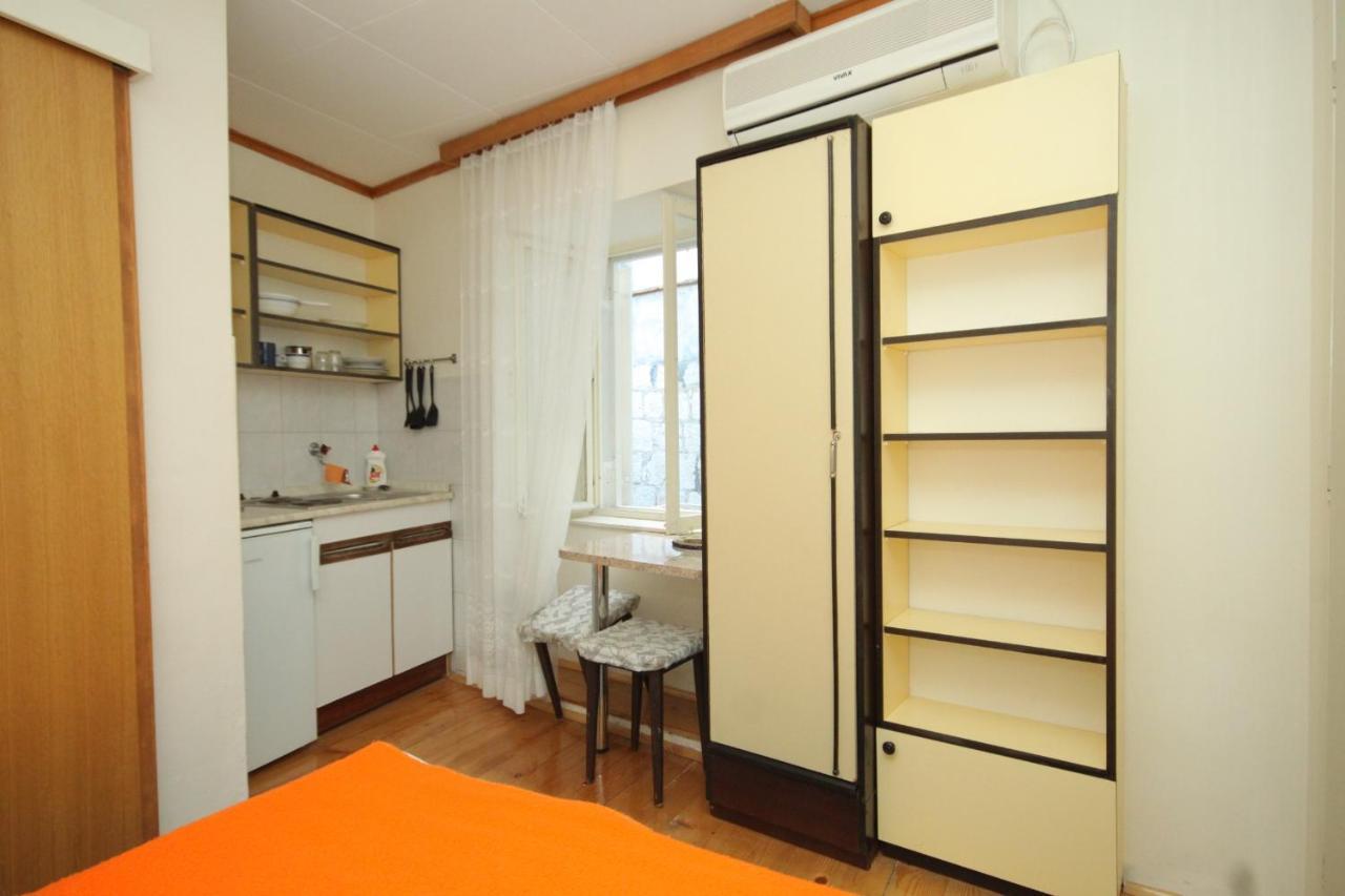Apartments And Rooms By The Sea Komiza, Vis - 2431 Eksteriør billede
