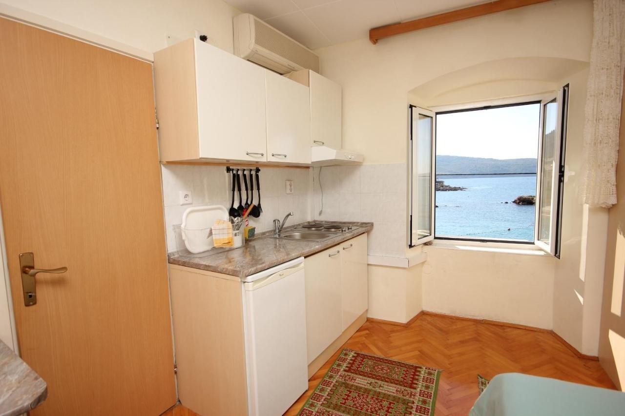 Apartments And Rooms By The Sea Komiza, Vis - 2431 Eksteriør billede